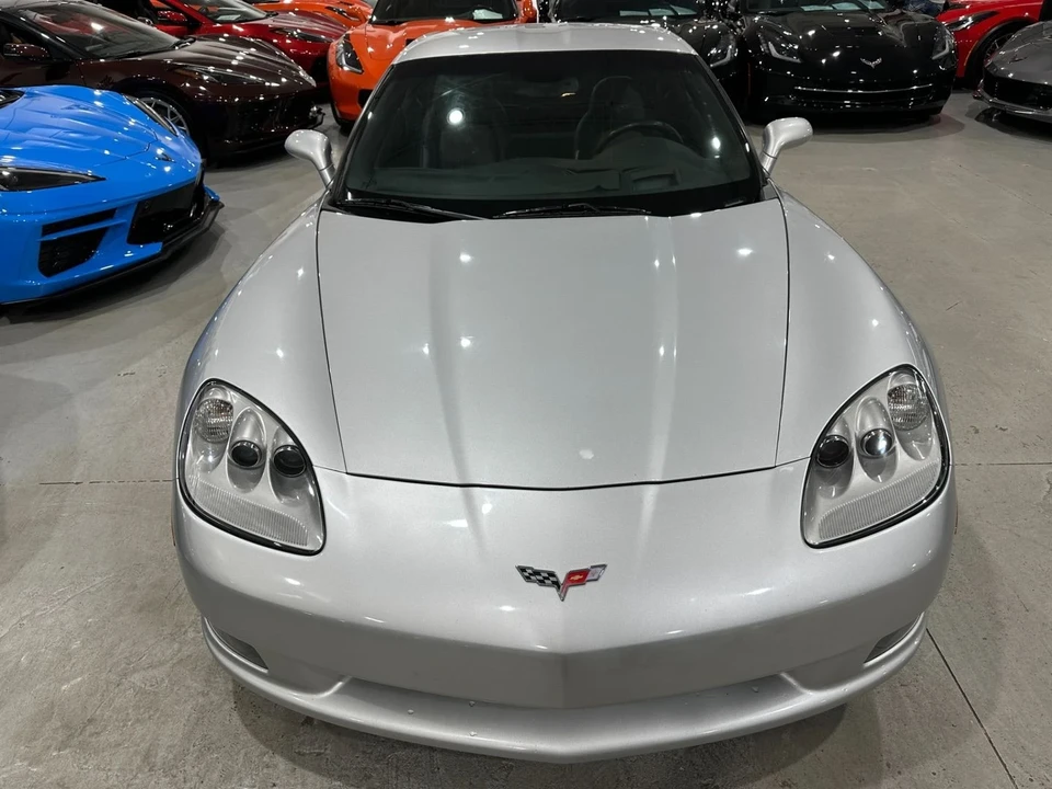 2010 Chevrolet Corvette C6 - Image 7 of 10