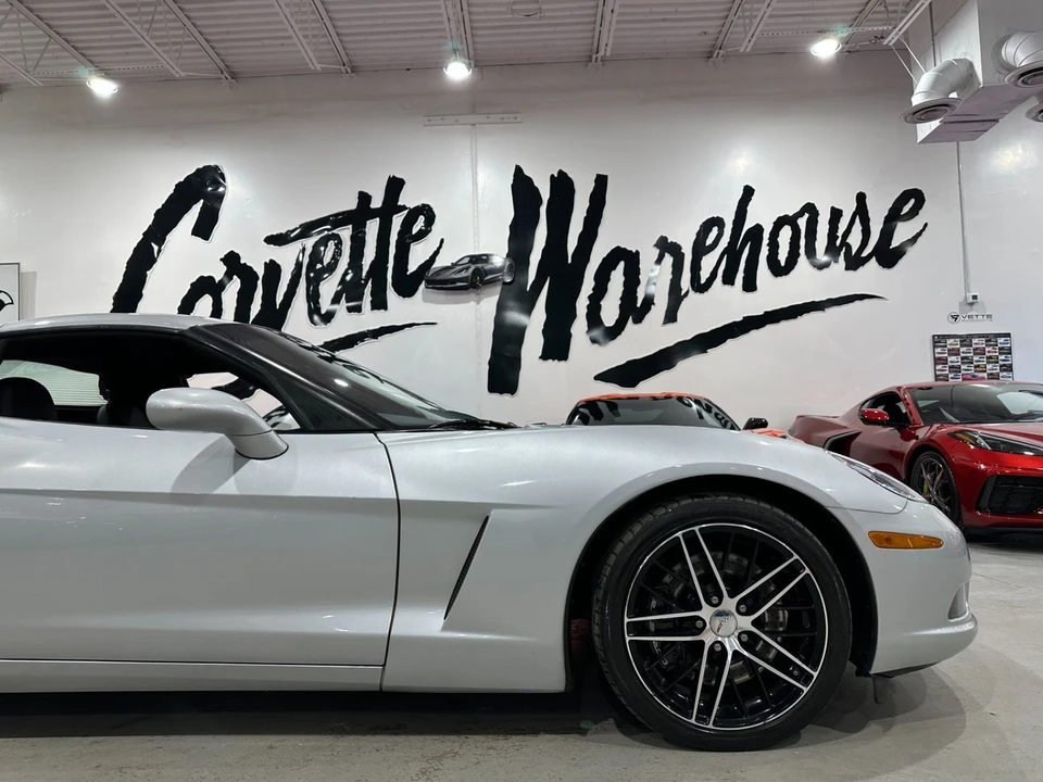2010 Chevrolet Corvette C6 - Image 6 of 21