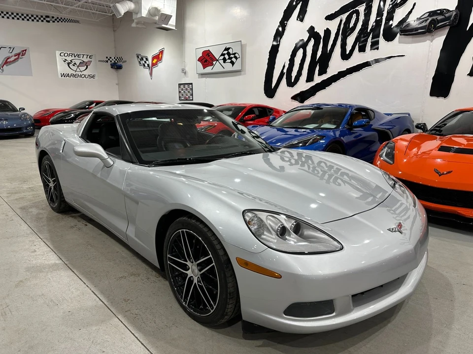 2010 Chevrolet Corvette C6 - Image 20 of 21