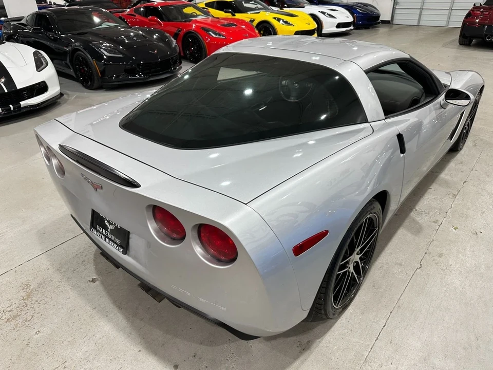 2010 Chevrolet Corvette C6 - Image 6 of 10