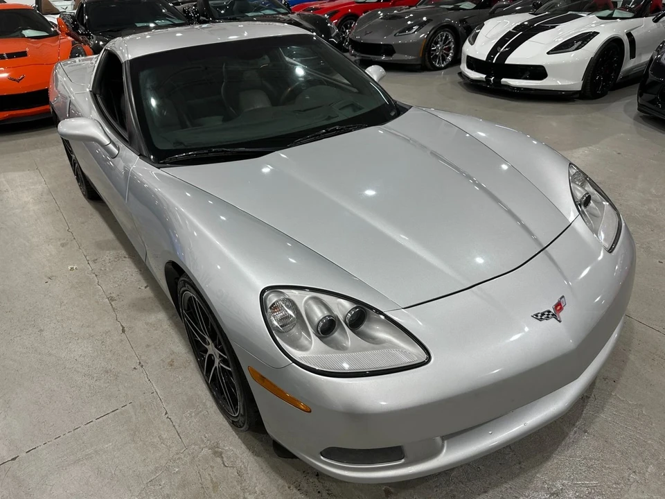 2010 Chevrolet Corvette C6 - Image 4 of 10