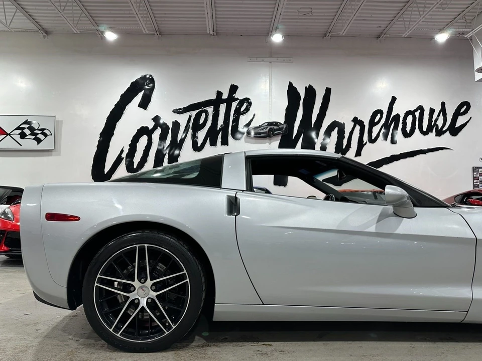 2010 Chevrolet Corvette C6 - Image 5 of 21