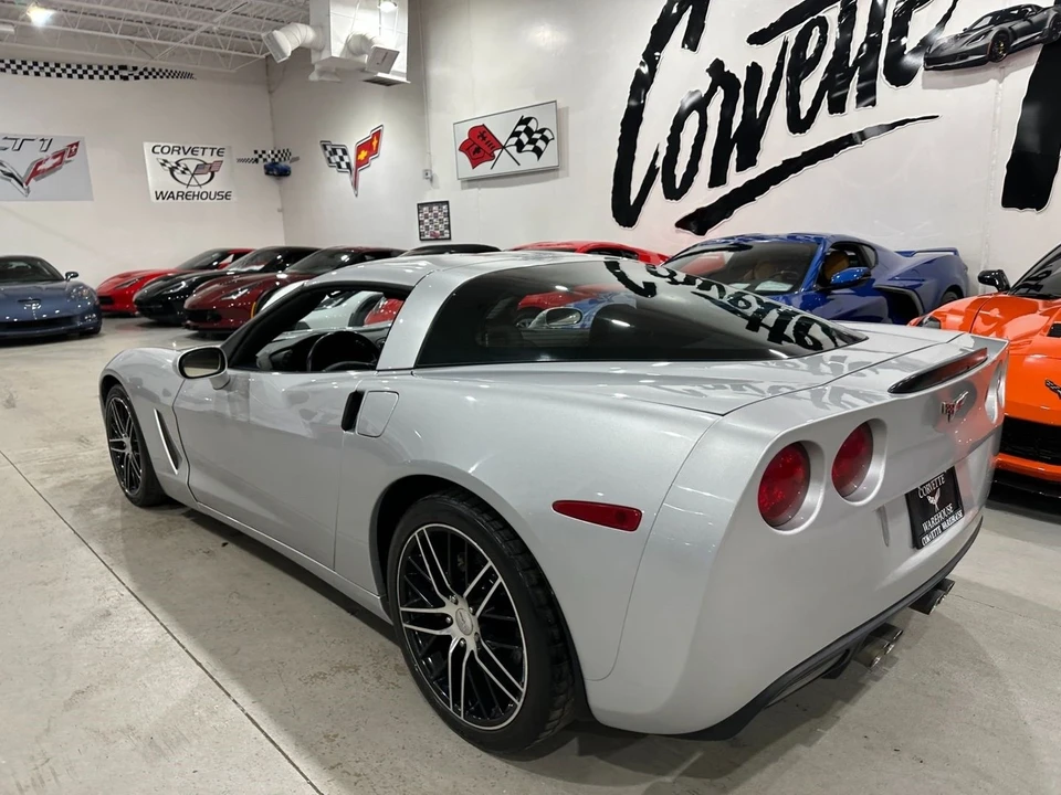 2010 Chevrolet Corvette C6 - Image 4 of 21