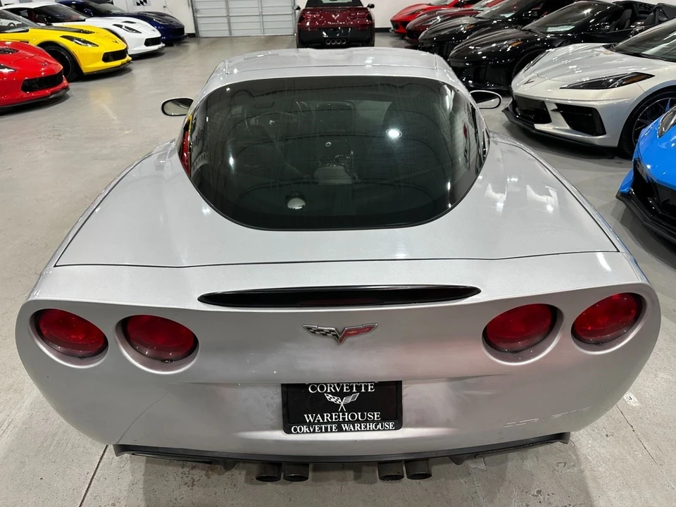 2010 Chevrolet Corvette C6 - Image 9 of 11