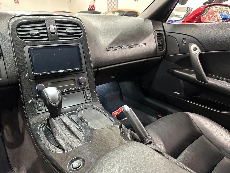 2010 Chevrolet Corvette C6 - Image 12 of 21