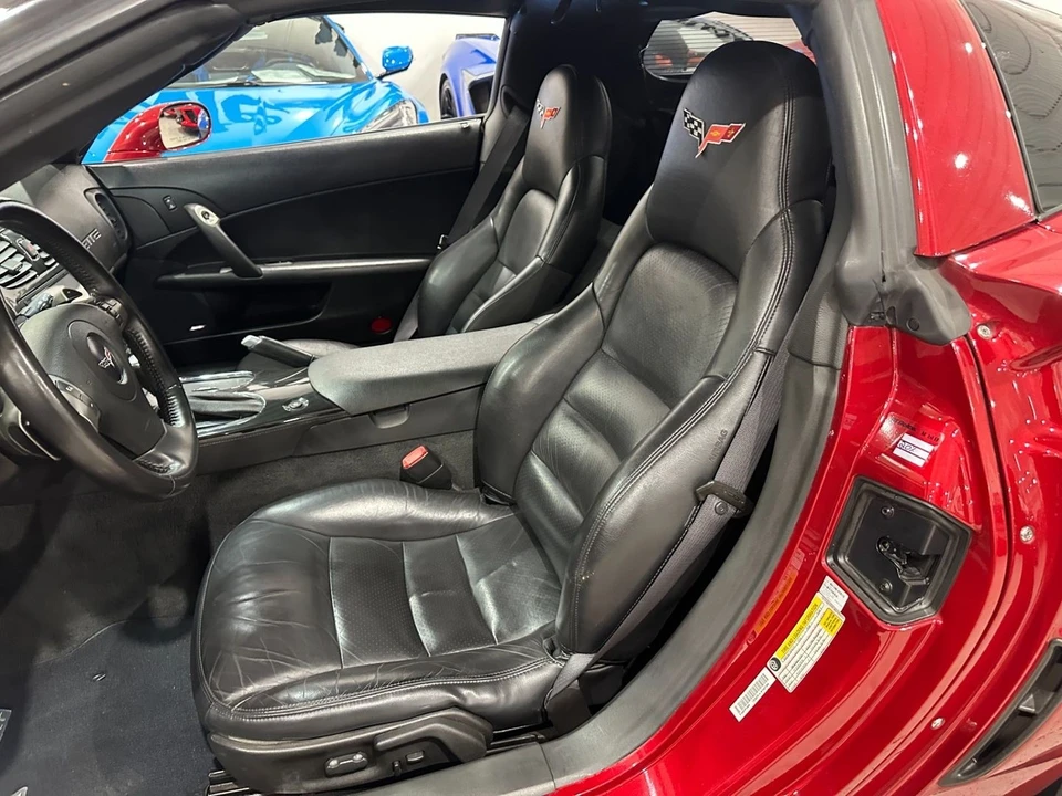 2010 Chevrolet Corvette C6 - Image 13 of 21