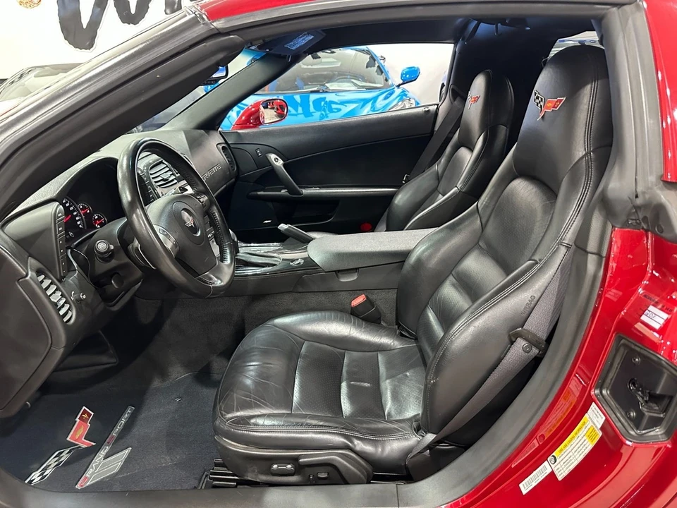 2010 Chevrolet Corvette C6 - Image 17 of 21