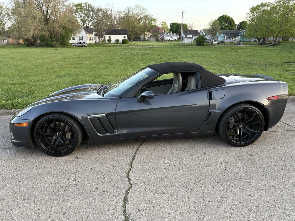 2010 Chevrolet Corvette C6 - Image 3 of 12