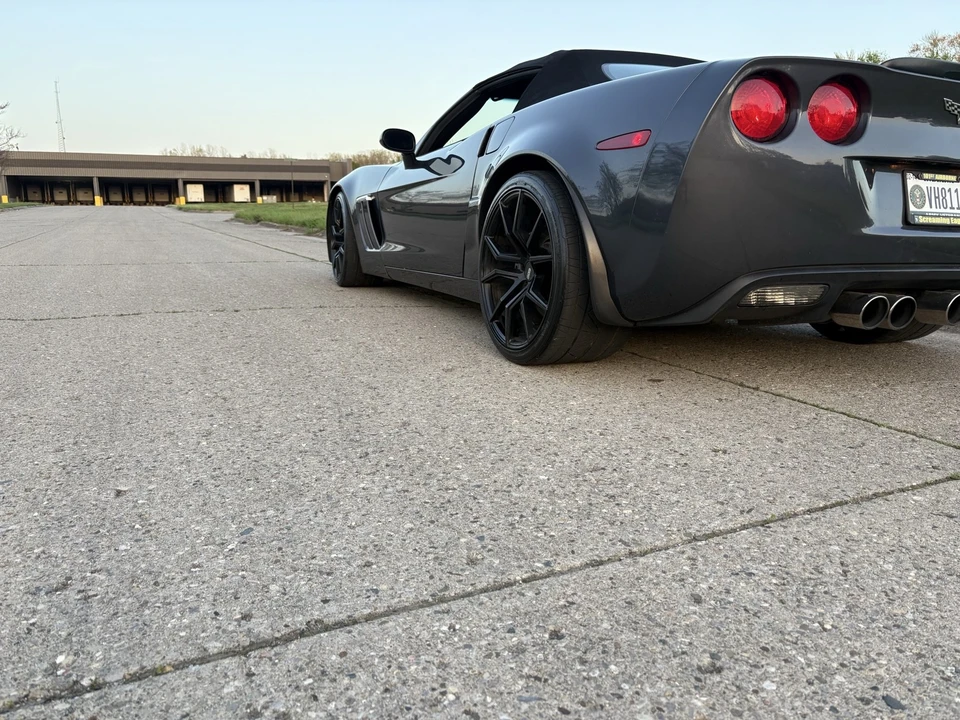 2010 Chevrolet Corvette C6 - Image 7 of 12