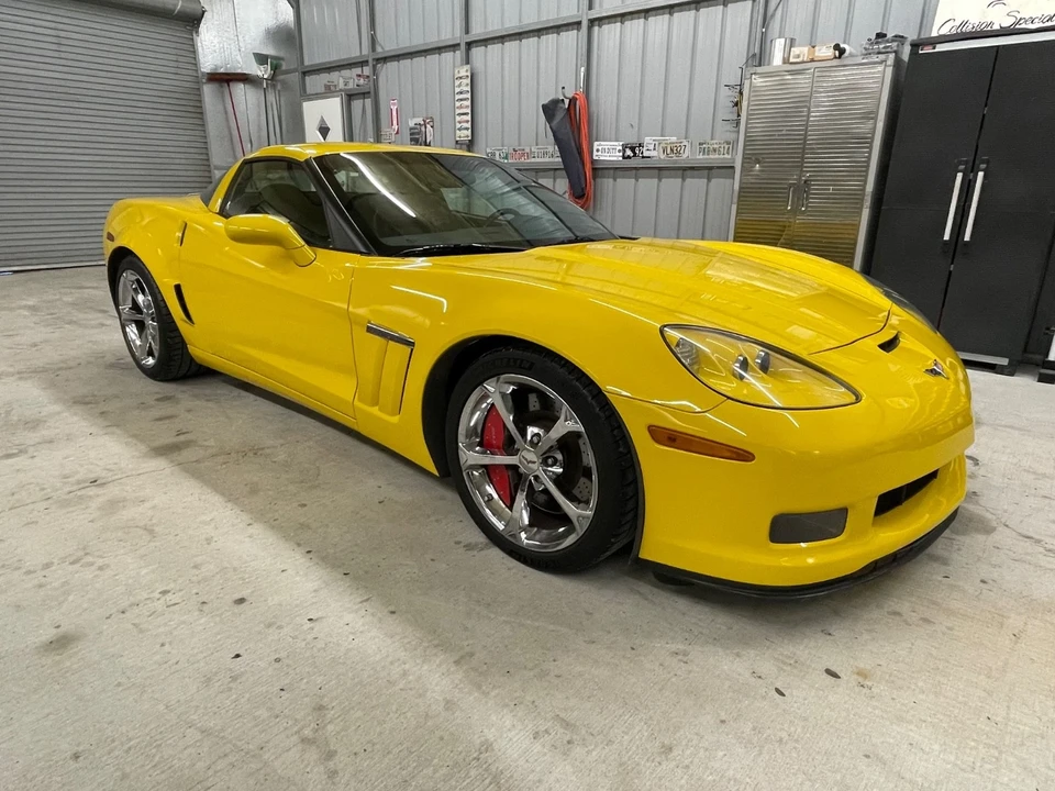 2010 Chevrolet Corvette C6 - Image 20 of 21
