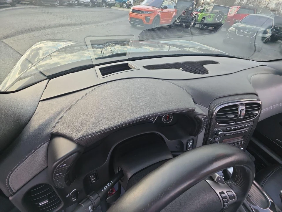 2010 Chevrolet Corvette C6 - Image 26 of 31