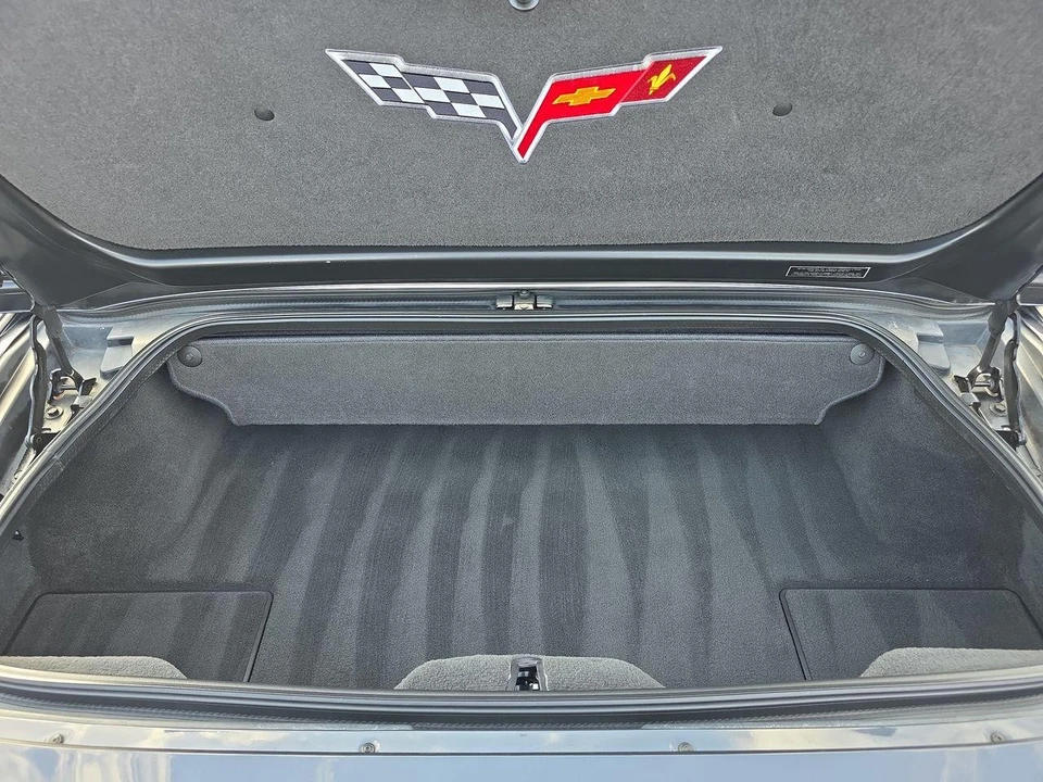 2010 Chevrolet Corvette C6 - Image 15 of 21