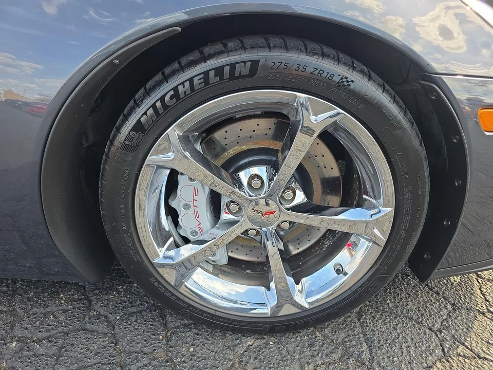 2010 Chevrolet Corvette C6 - Image 16 of 21