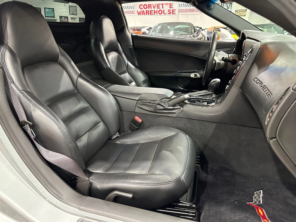 2010 Chevrolet - Image 10 of 11