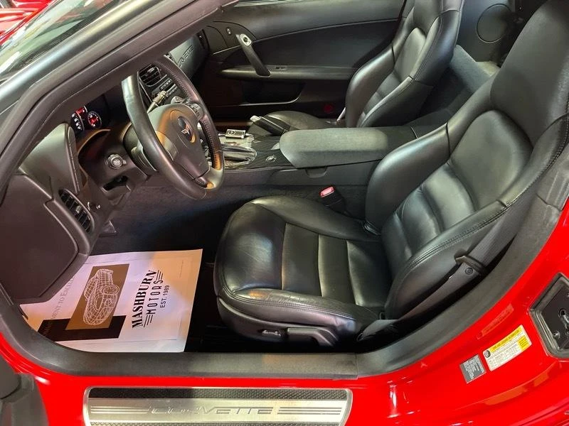 2010 Chevrolet Corvette C6 - Image 21 of 31