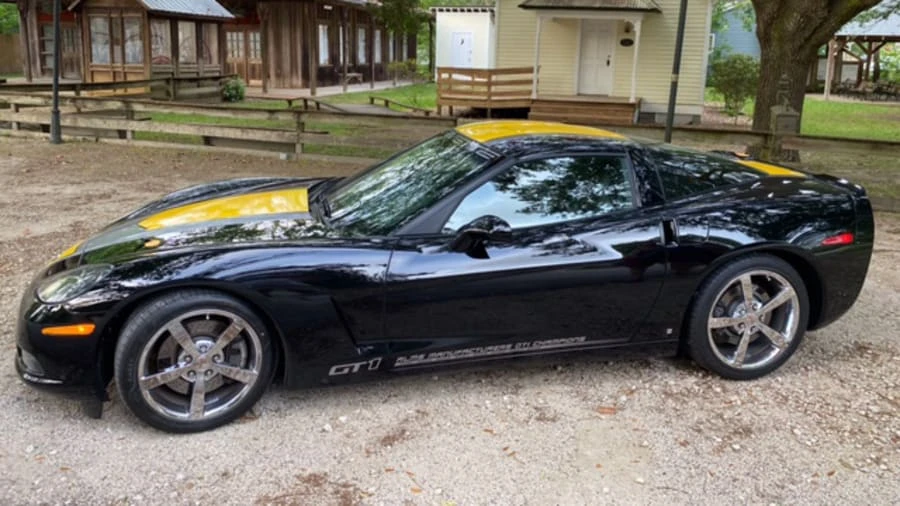 2009 Chevrolet Corvette C6 - Image 2 of 12