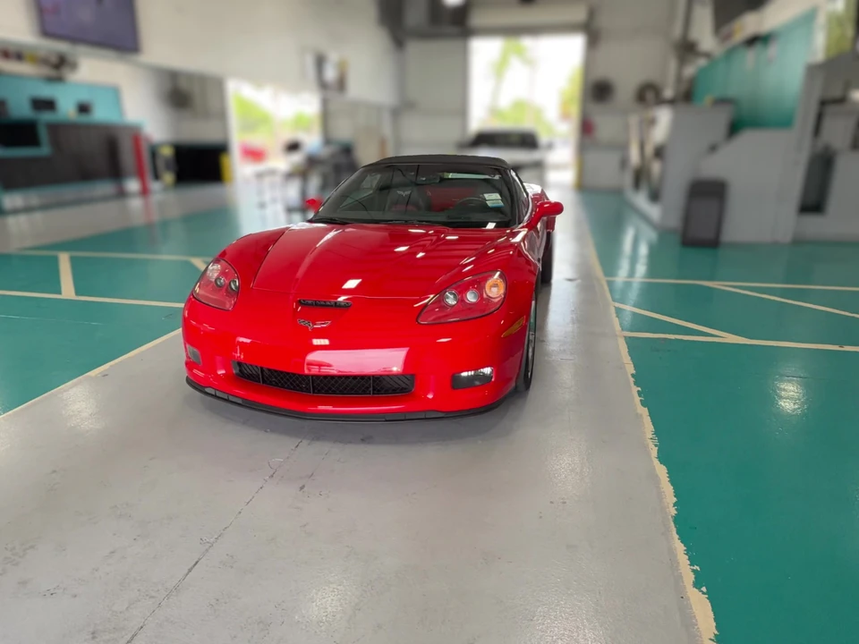 2010 Chevrolet Corvette C6 Grand Sport - Image 17 of 31