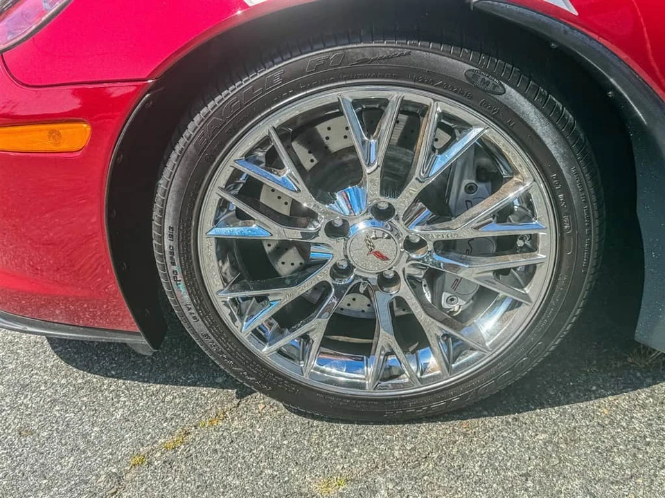 2010 Chevrolet Corvette C6 Grand Sport - Image 17 of 31
