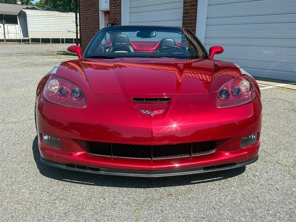 2010 Chevrolet Corvette C6 Grand Sport - Image 11 of 31
