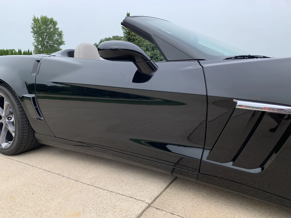 2010 Chevrolet Corvette C6 - Image 19 of 28