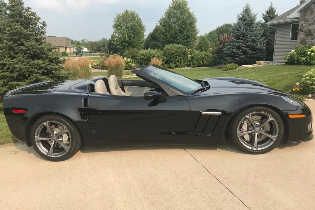 2010 Chevrolet Corvette C6 - Image 3 of 28