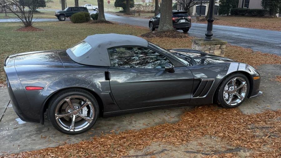 2010 Chevrolet Corvette C6 - Image 2 of 9