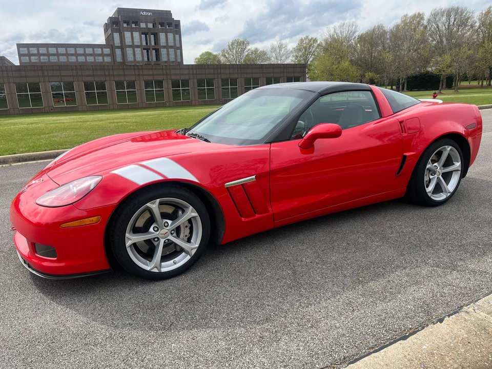 2010 Chevrolet Corvette C6 - Image 17 of 31