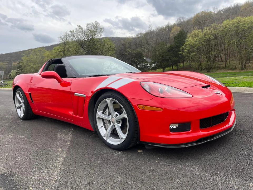2010 Chevrolet Corvette C6 - Image 13 of 31