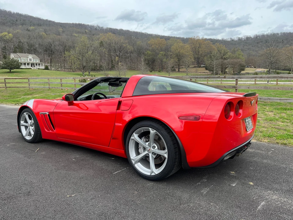 2010 Chevrolet Corvette C6 - Image 7 of 31