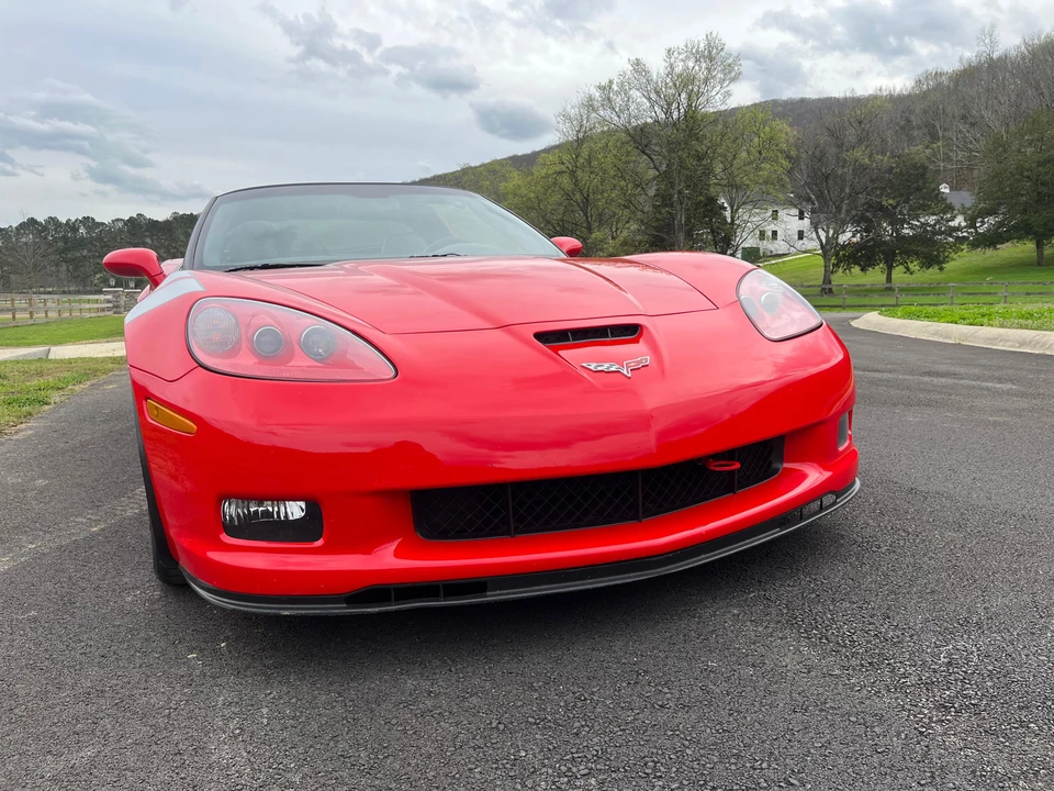 2010 Chevrolet Corvette C6 - Image 14 of 31