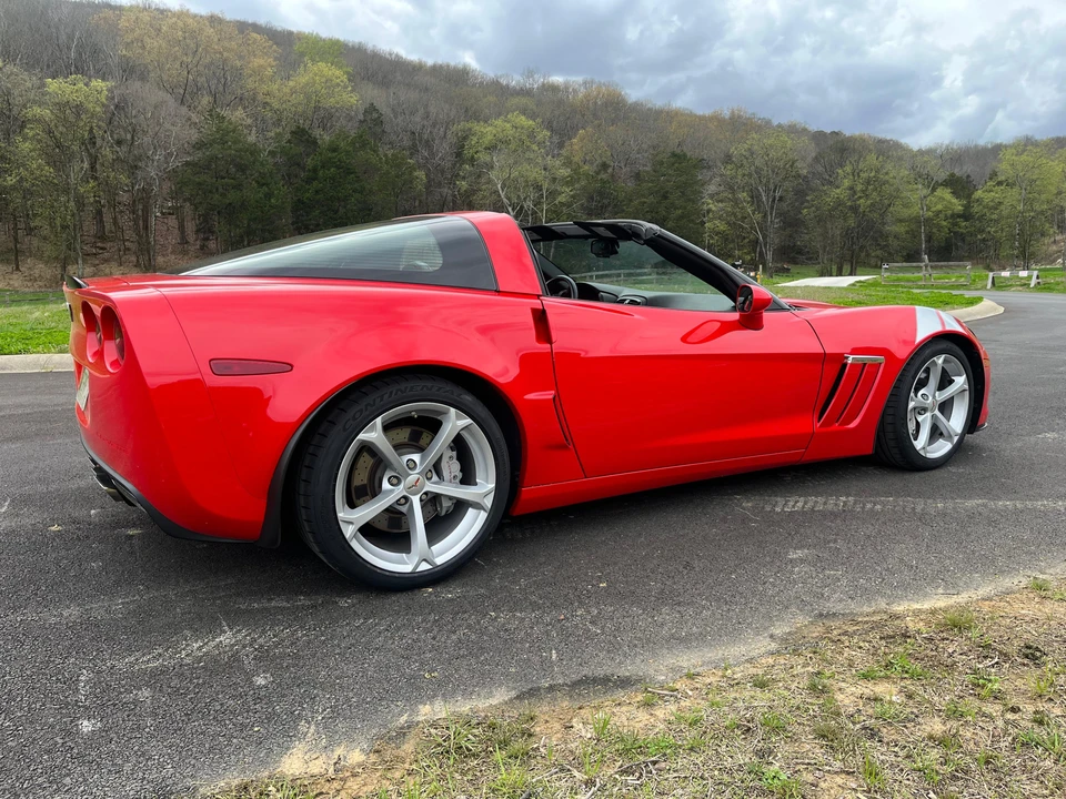 2010 Chevrolet Corvette C6 - Image 10 of 31