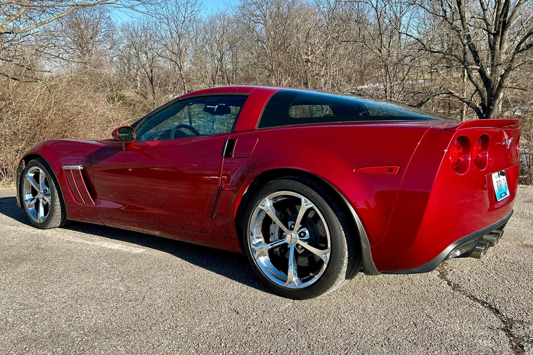 2010 Chevrolet Corvette C6 - Image 4 of 31