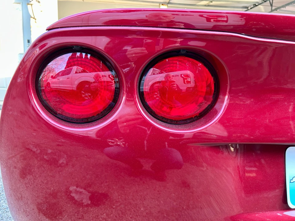 2010 Chevrolet Corvette C6 - Image 12 of 31
