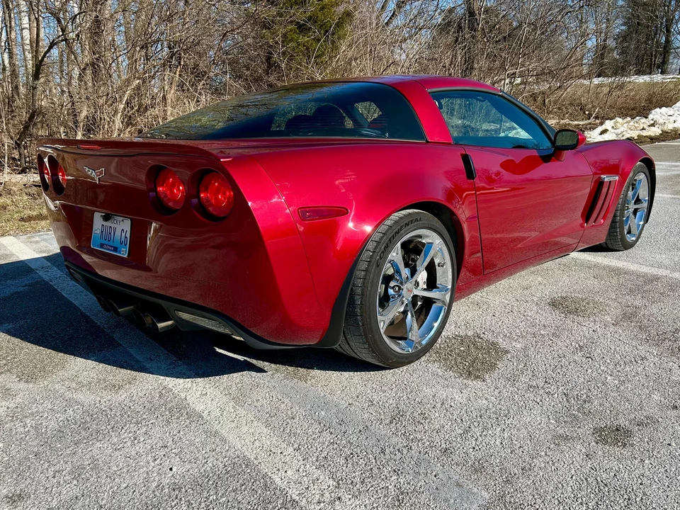 2010 Chevrolet Corvette C6 - Image 8 of 31