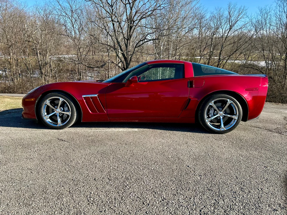 2010 Chevrolet Corvette C6 - Image 7 of 31