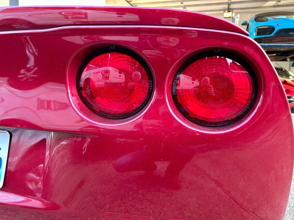 2010 Chevrolet Corvette C6 - Image 13 of 31