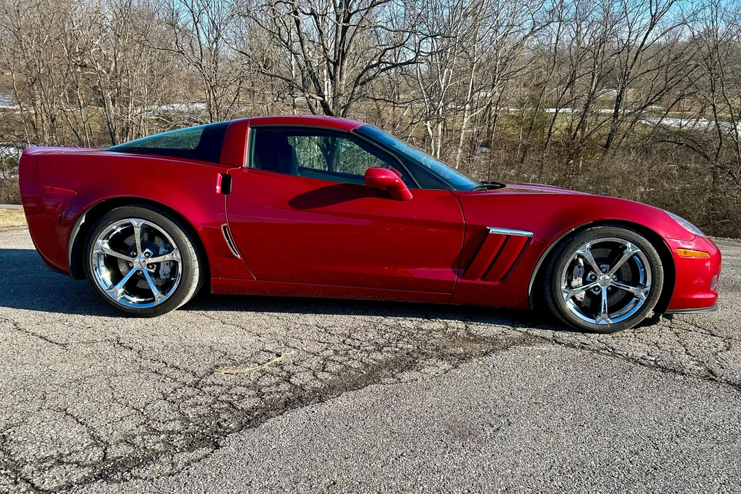 2010 Chevrolet Corvette C6 - Image 3 of 31