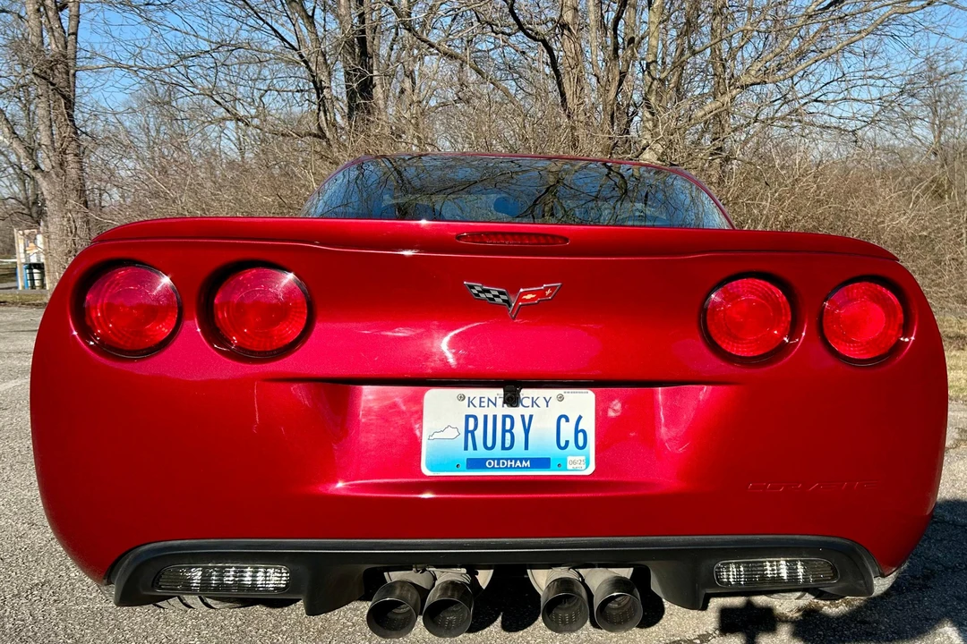 2010 Chevrolet Corvette C6 - Image 5 of 31