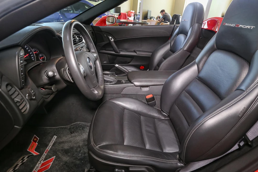 2010 Chevrolet Corvette C6 Grand Sport - Image 21 of 30