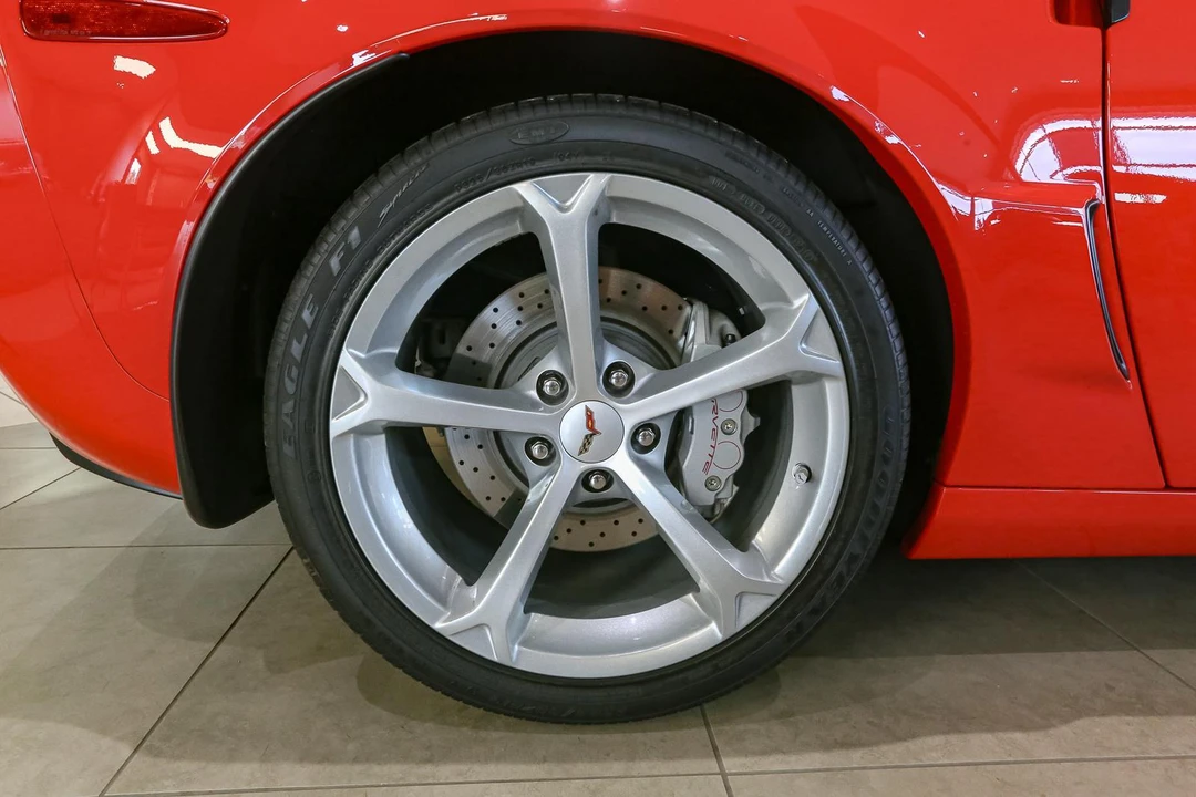 2010 Chevrolet Corvette C6 Grand Sport - Image 11 of 30