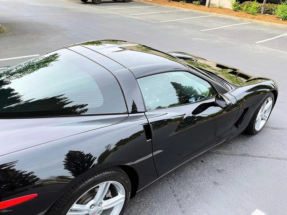 2010 Chevrolet Corvette C6 - Image 10 of 18