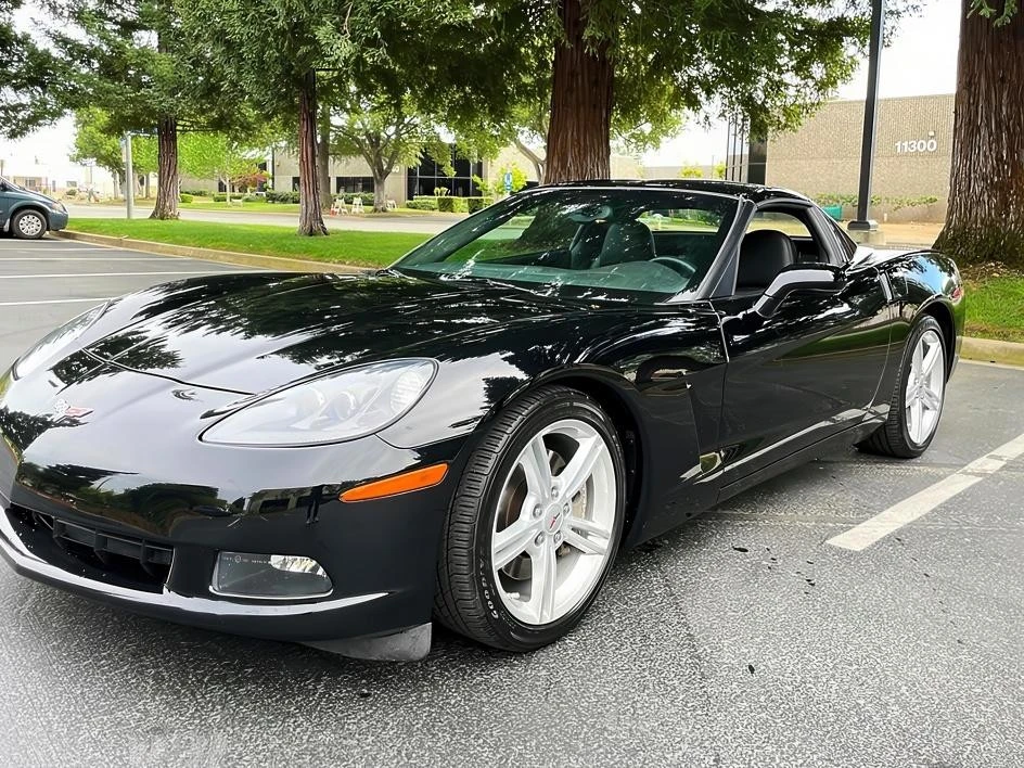 2010 Chevrolet Corvette C6 - Image 5 of 18