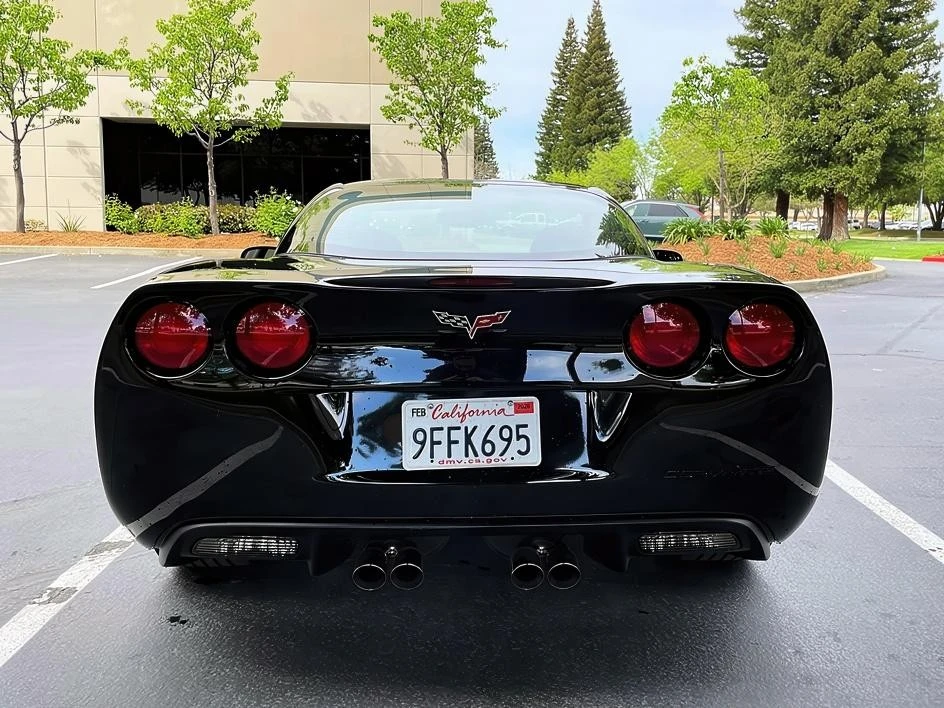 2010 Chevrolet Corvette C6 - Image 8 of 18
