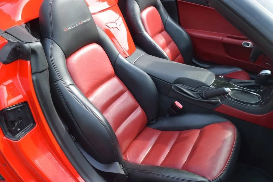 2010 Chevrolet Corvette C6 - Image 13 of 20