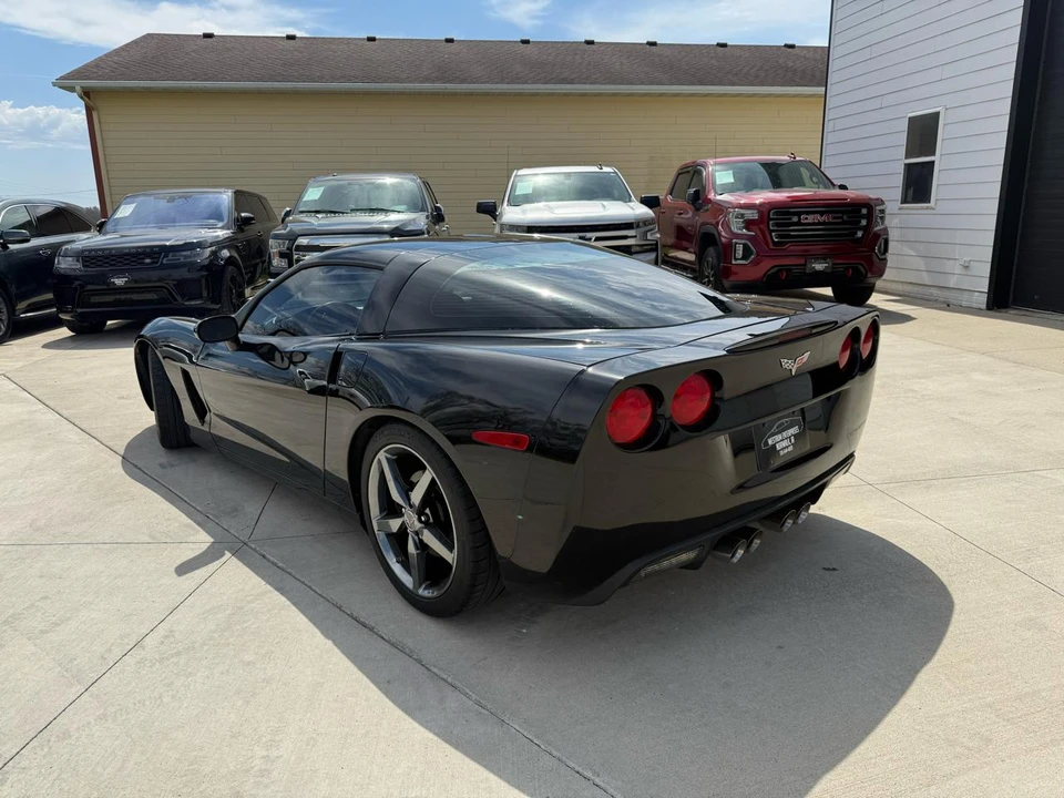 2010 Chevrolet Corvette C6 - Image 3 of 18