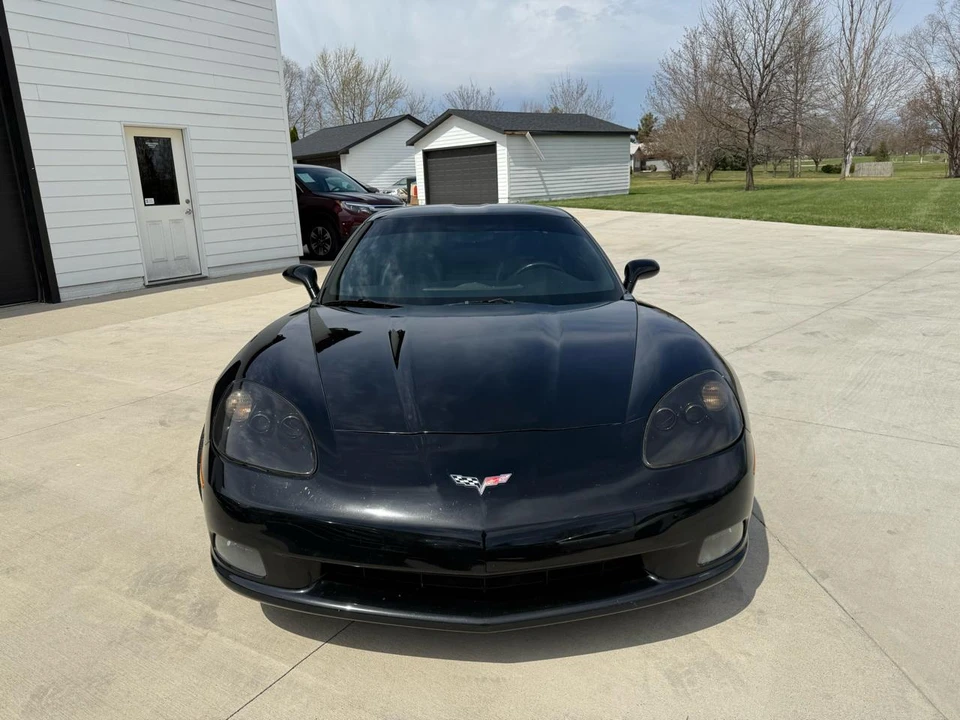 2010 Chevrolet Corvette C6 - Image 8 of 18