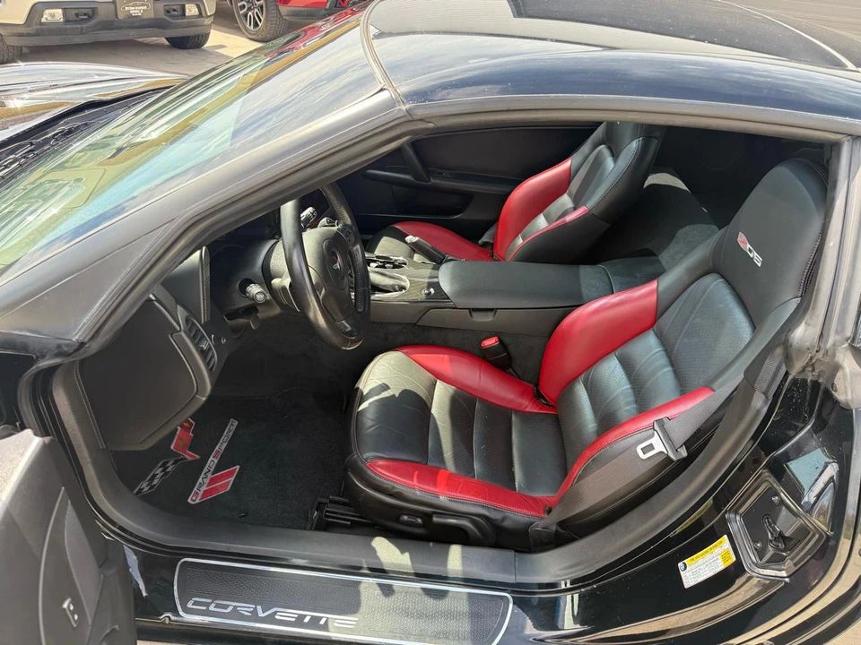 2010 Chevrolet Corvette C6 - Image 10 of 18