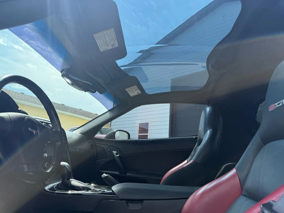 2010 Chevrolet Corvette C6 - Image 17 of 18