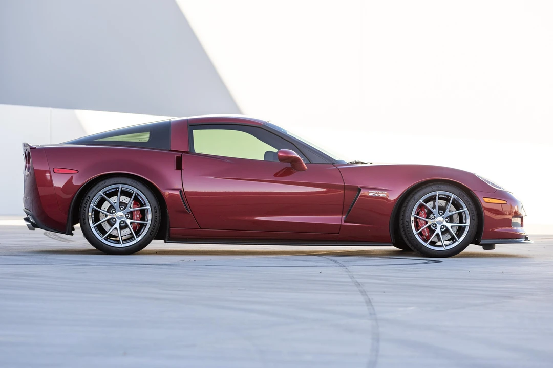 2010 Chevrolet Corvette C6 Z06 - Image 7 of 31