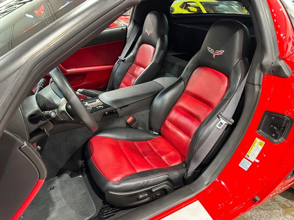 2010 Chevrolet Corvette C6 Grand Sport - Image 18 of 21